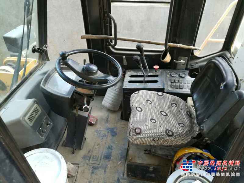 河南出售转让二手2700小时2011年柳工ZL50CN装载机