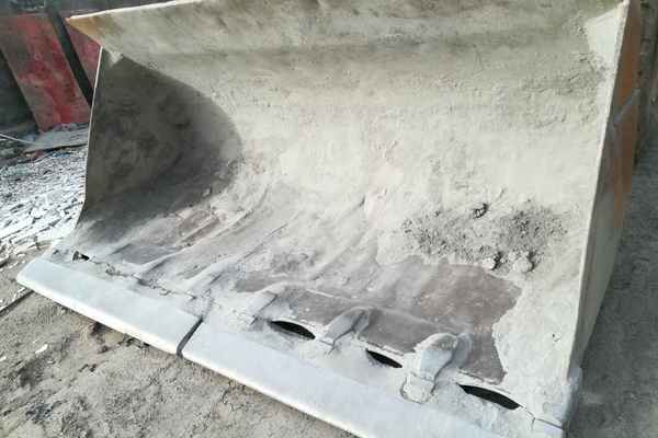 黑龙江出售转让二手10000小时2004年柳工ZL50C装载机