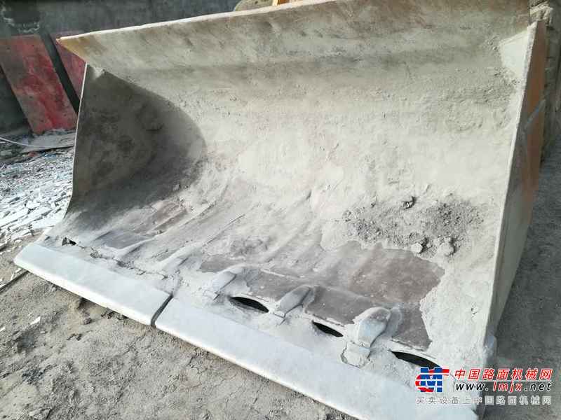 黑龙江出售转让二手10000小时2004年柳工ZL50C装载机