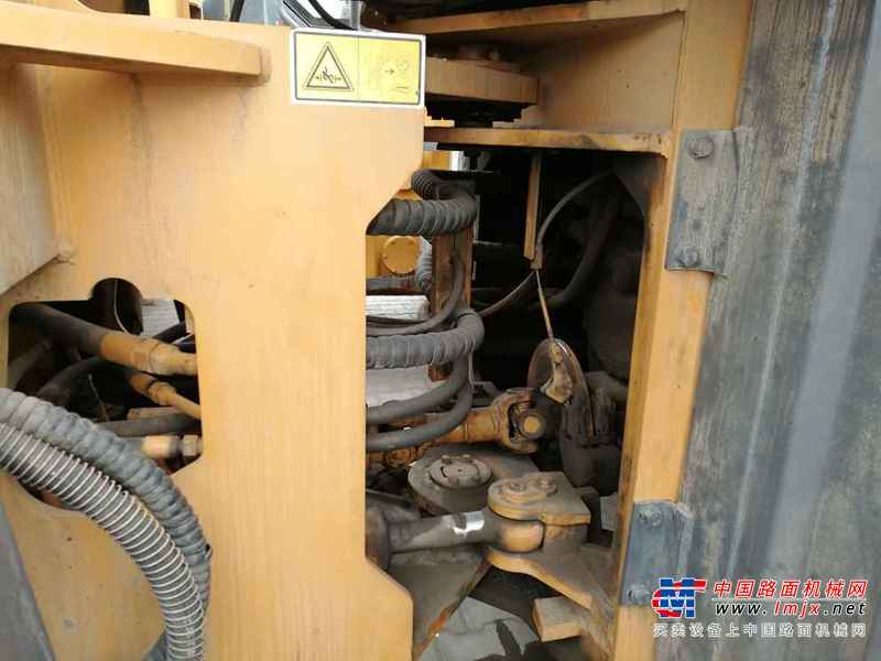 内蒙古出售转让二手6000小时2011年龙工LG855D装载机
