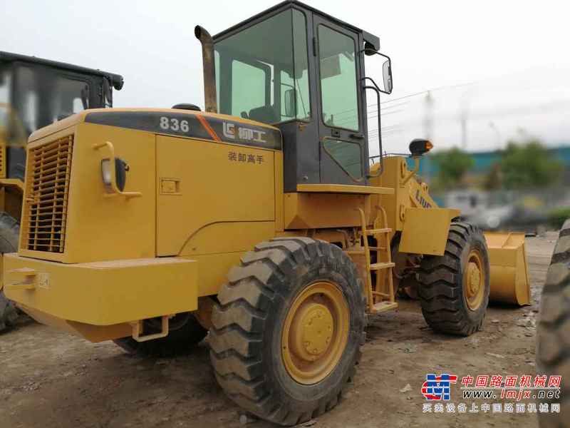 陕西出售转让二手500小时2015年柳工CLG836装载机