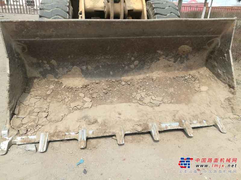 内蒙古出售转让二手6000小时2010年龙工LG855装载机
