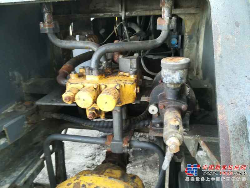 黑龙江出售转让二手10000小时2010年临工LG953装载机
