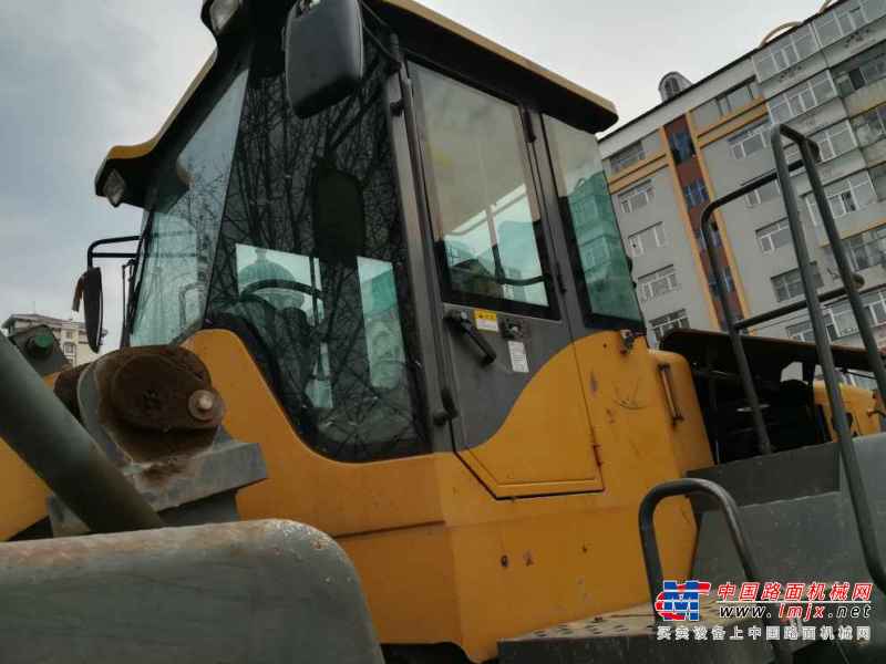 黑龙江出售转让二手8000小时2009年临工LG956装载机