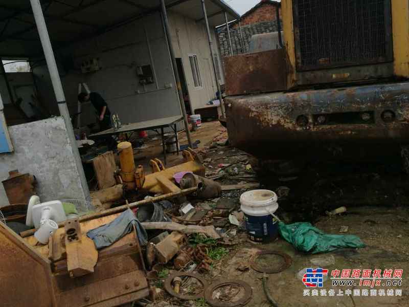 江西出售转让二手6000小时2007年福田雷沃FL956F装载机