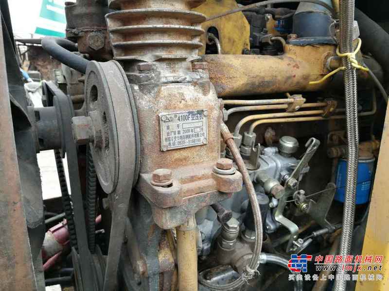 辽宁出售转让二手2000小时2011年山工ZL16F装载机