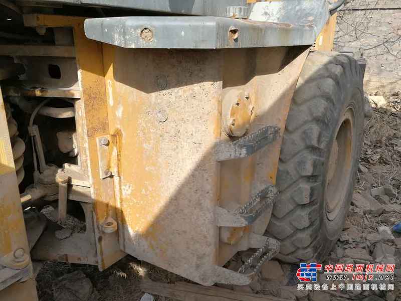 陕西出售转让二手3000小时2010年龙工LG833B装载机