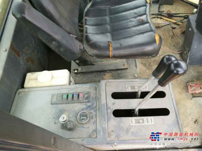河南出售转让二手2800小时2014年柳工CLG855N装载机
