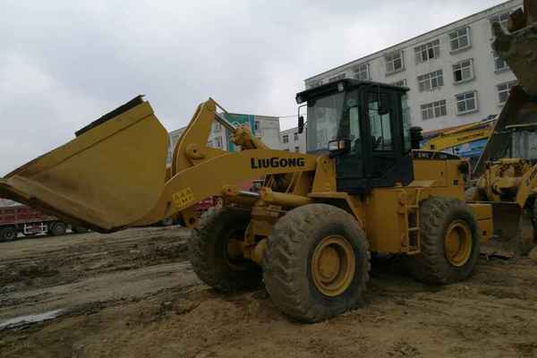 河南出售转让二手2800小时2014年柳工CLG855N装载机