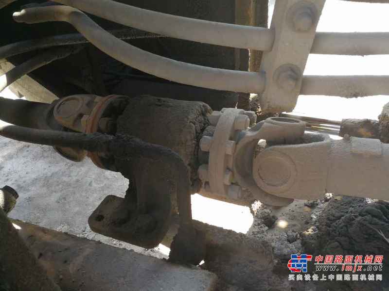 河南出售转让二手4000小时2014年山工SEM650B装载机