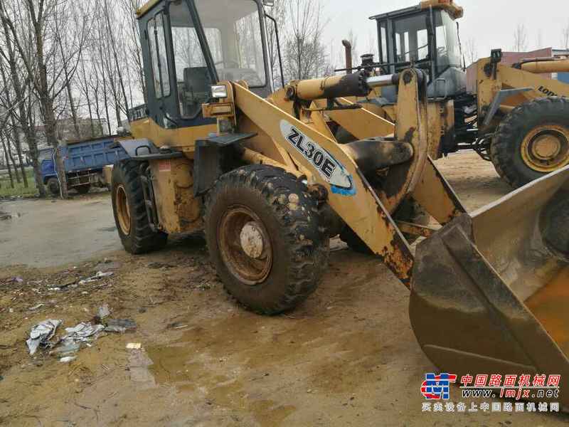 河南出售转让二手5000小时2005年郑工机械ZL30E装载机