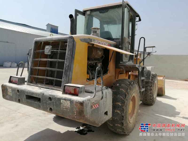 河南出售转让二手4800小时2011年徐工LW300K装载机