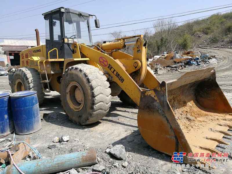 安徽出售转让二手4000小时2011年宜春重工CY956装载机