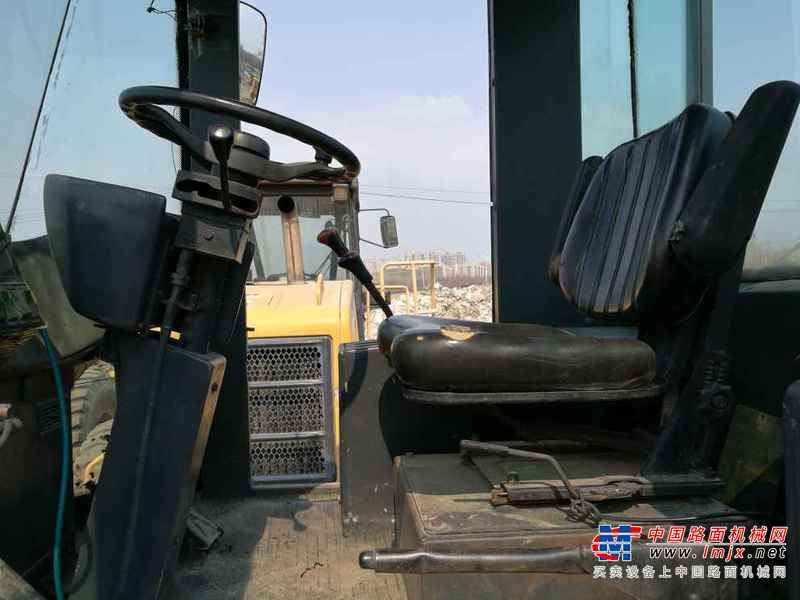 吉林出售转让二手2000小时2014年柳工CLG855装载机