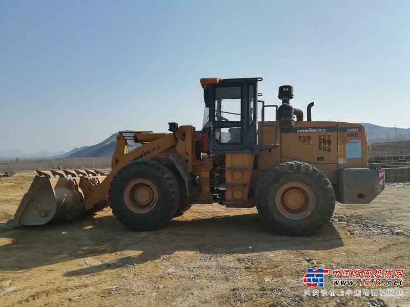 山东出售转让二手3200小时2013年龙工LG855D装载机