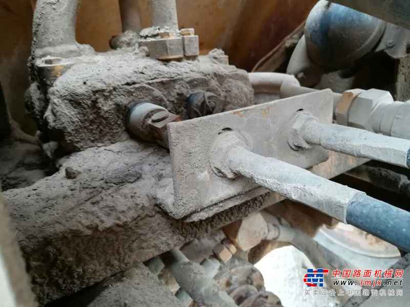 陕西出售转让二手5000小时2004年龙工ZL50D装载机