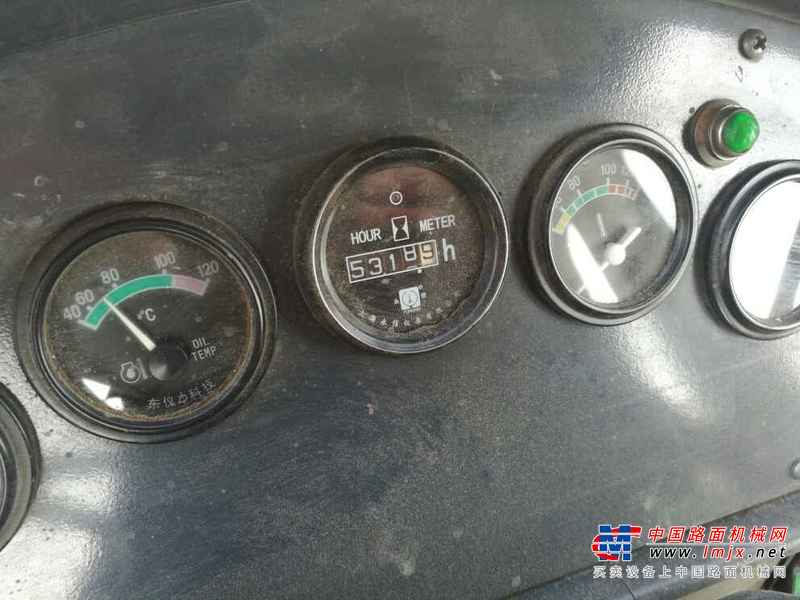 内蒙古出售转让二手6000小时2009年龙工LG855装载机