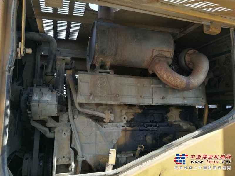 内蒙古出售转让二手5000小时2010年龙工LG855B装载机