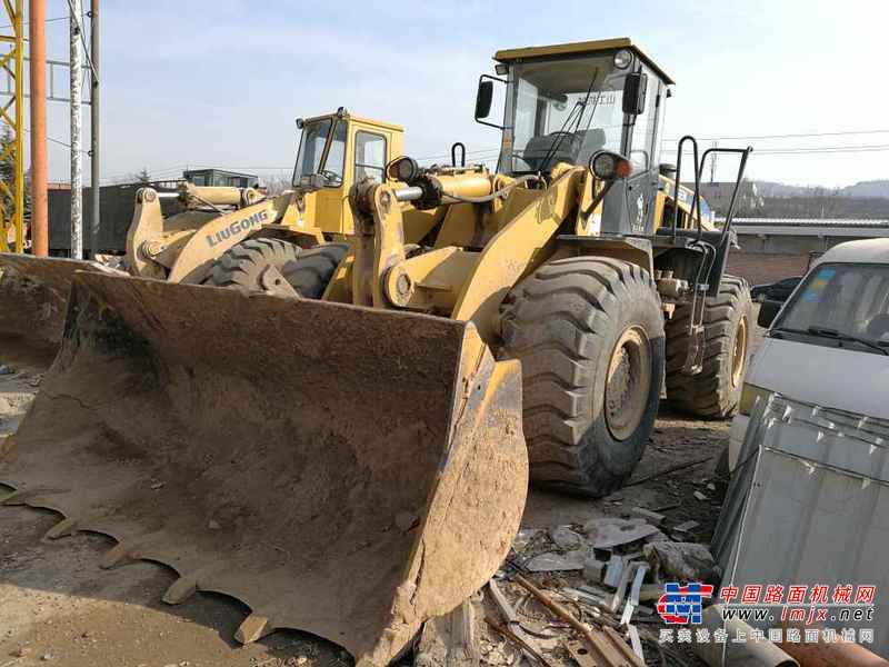 陕西出售转让二手4000小时2010年山工SEM650B装载机