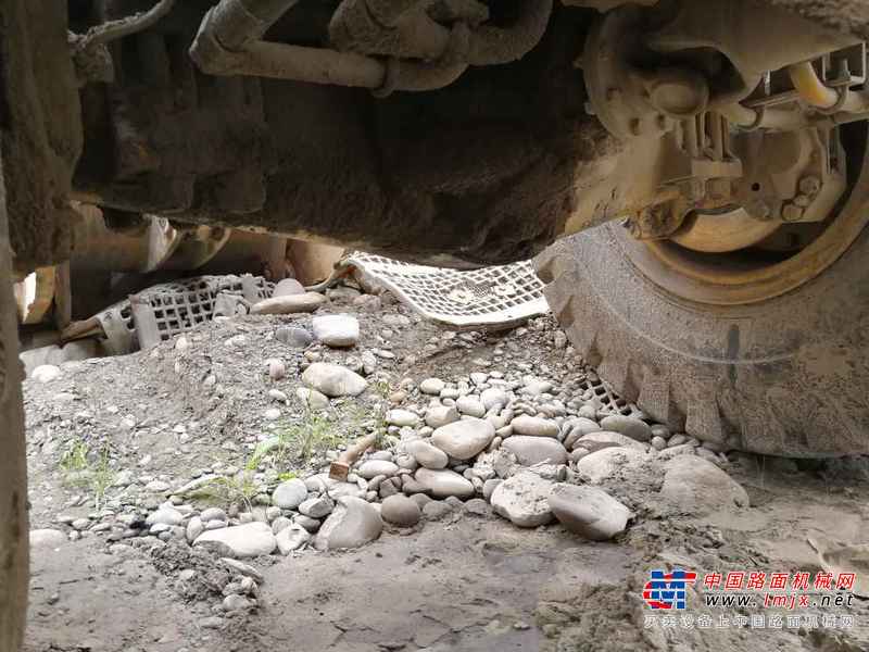 四川出售转让二手3050小时2014年福田雷沃FL956F装载机