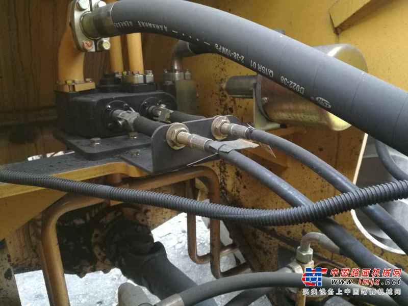 山西出售转让二手900小时2016年龙工LG855N装载机