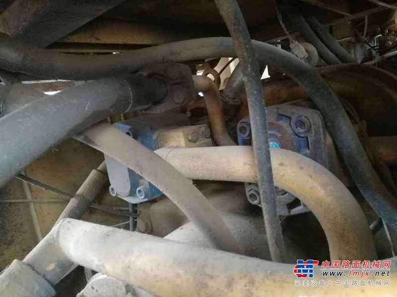 山西出售转让二手3000小时2009年龙工850装载机