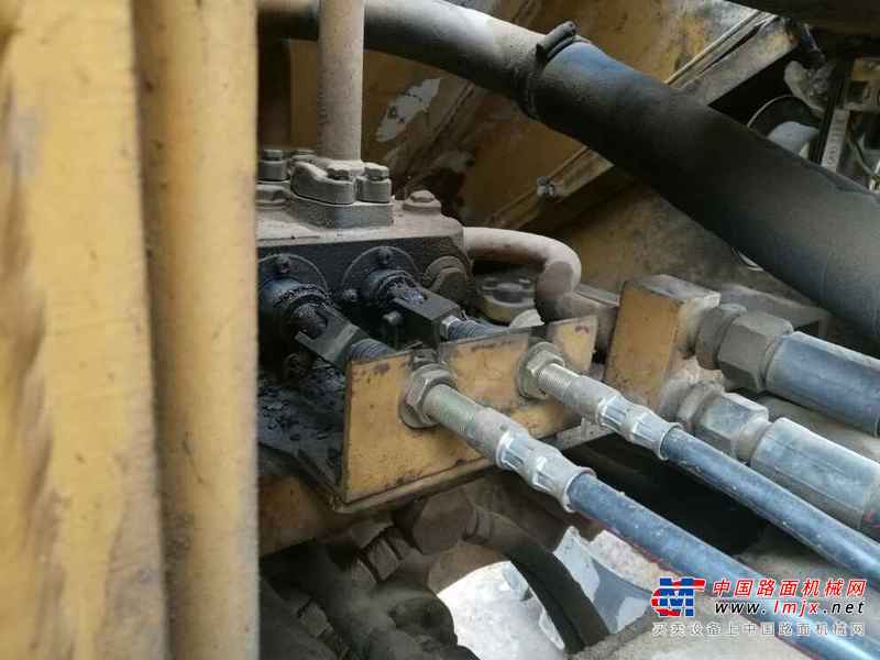 山西出售转让二手3000小时2009年龙工850装载机