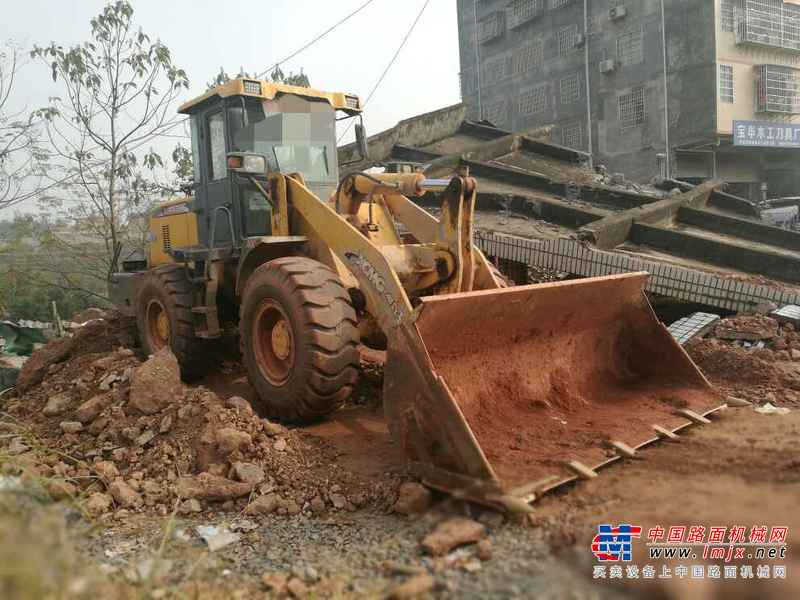 江西出售转让二手6800小时2011年徐工LW300F装载机