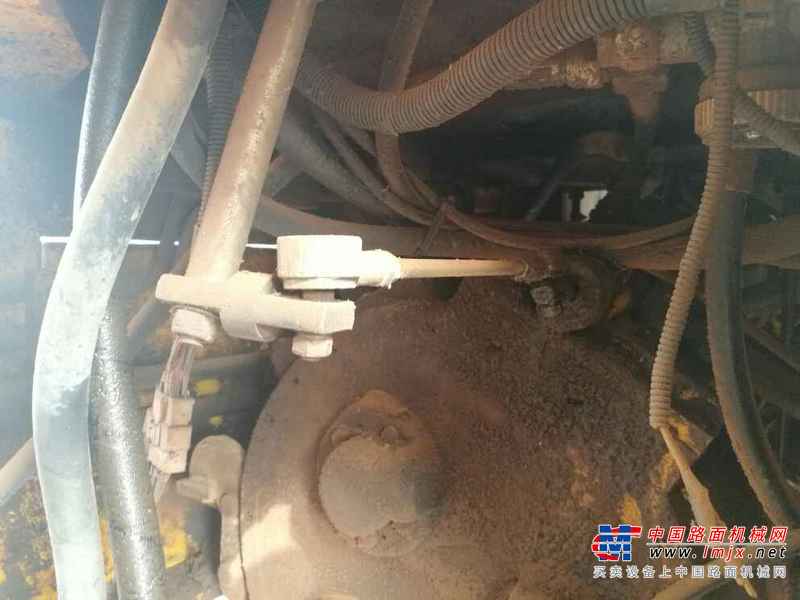 江西出售转让二手6800小时2011年徐工LW300F装载机