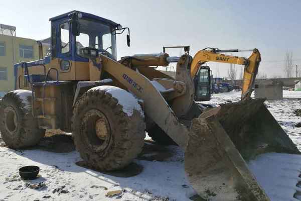 山西出售转让二手3200小时2011年龙工LG855装载机
