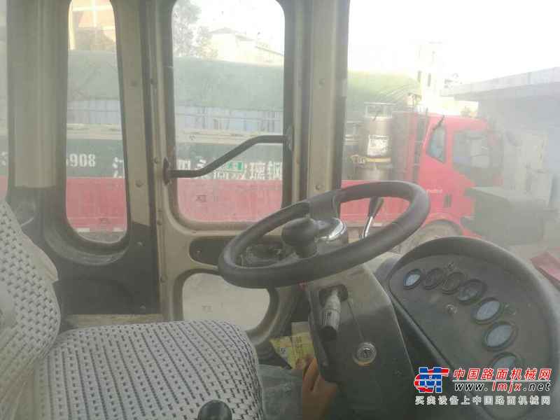 江西出售转让二手4800小时2013年龙工850装载机