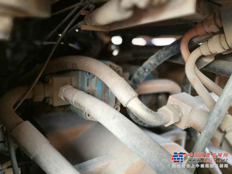 江西出售转让二手4800小时2013年龙工850装载机