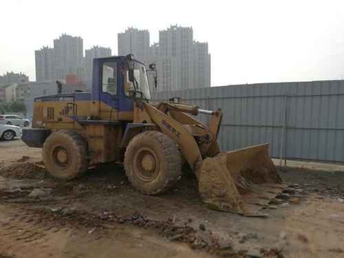 江西出售转让二手5200小时2010年龙工LG833装载机