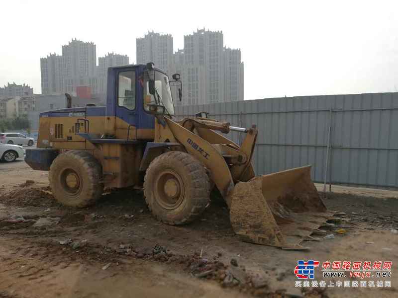 江西出售转让二手5200小时2010年龙工LG833装载机