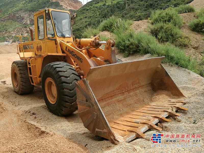 云南出售转让二手7500小时2009年柳工ZL50C装载机