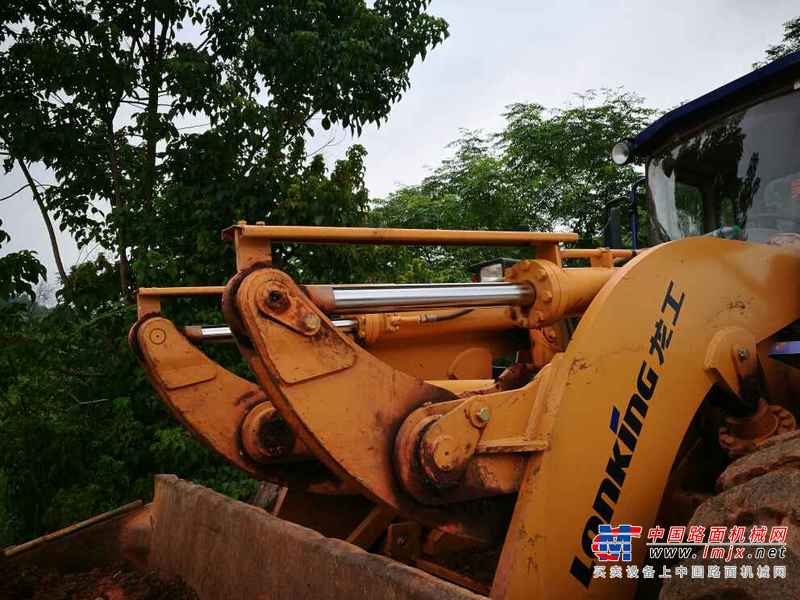江西出售转让二手1600小时2014年龙工850装载机