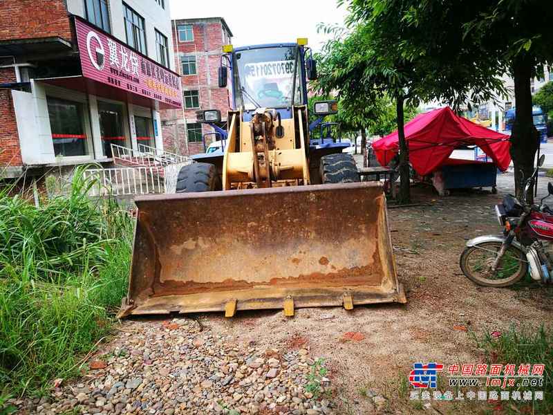 江西出售转让二手8500小时2009年龙工LG833装载机