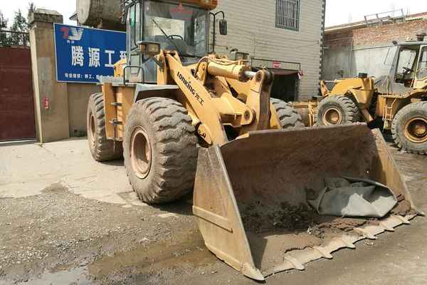 云南出售转让二手7645小时2010年龙工LG853装载机