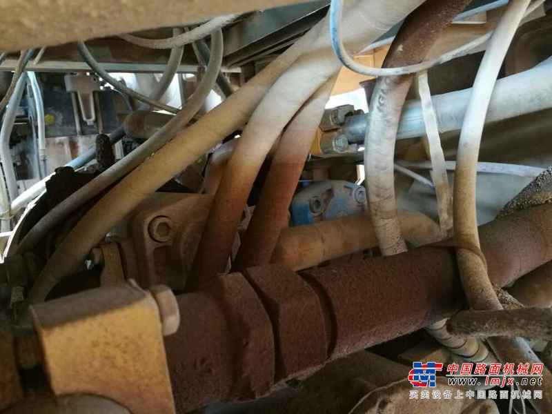 云南出售转让二手7645小时2010年龙工LG853装载机