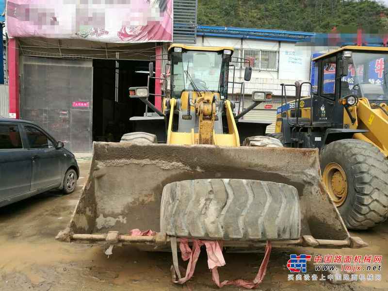 云南出售转让二手4000小时2013年临工LG956L装载机