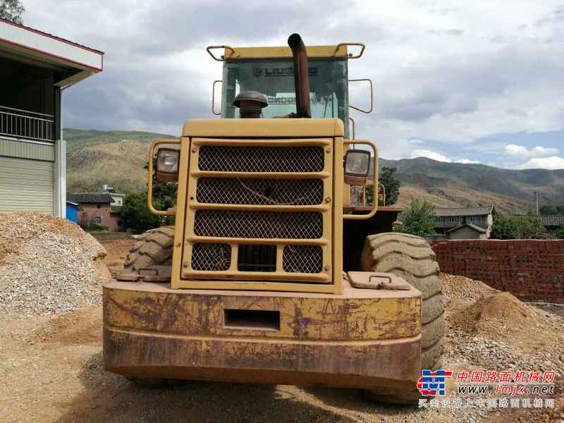 云南出售转让二手16000小时2004年柳工CLG852装载机