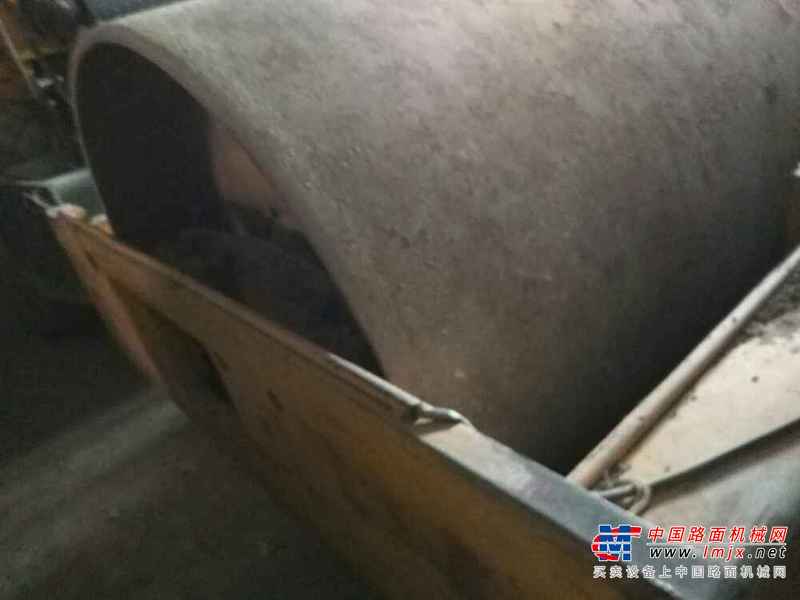 吉林出售转让二手6413小时2004年洛建YZ16B单钢轮压路机