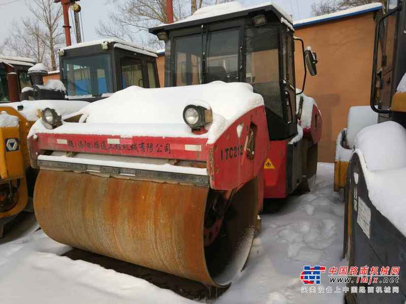 吉林出售转让二手4621小时2010年洛阳路通LTC212双钢轮压路机