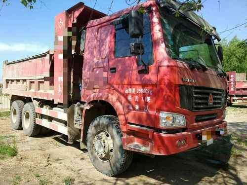 吉林出售转让二手2012年中国重汽豪沃ZZ3257N5247自卸车