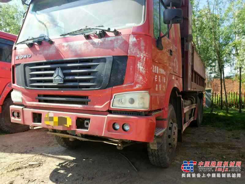 吉林出售转让二手2010年中国重汽豪沃ZZ5437N466741自卸车
