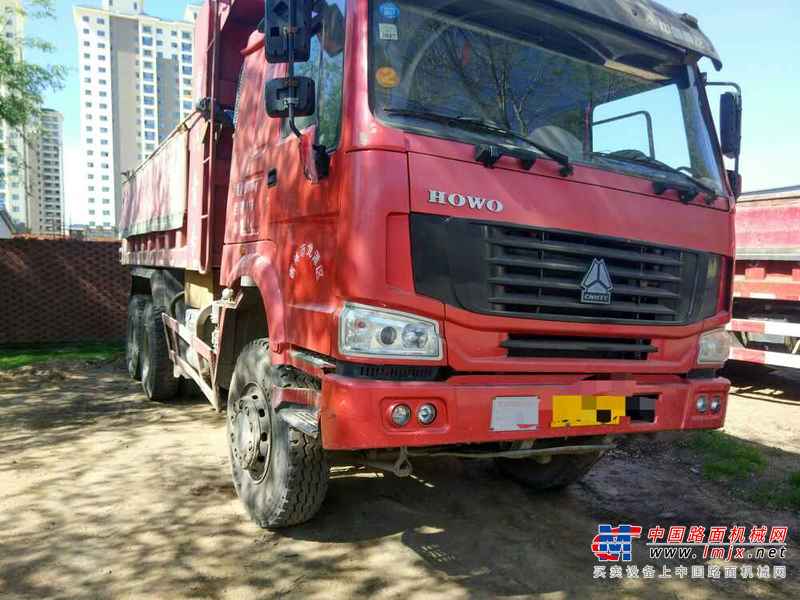 吉林出售转让二手2011年中国重汽豪沃ZZ5437N466741自卸车