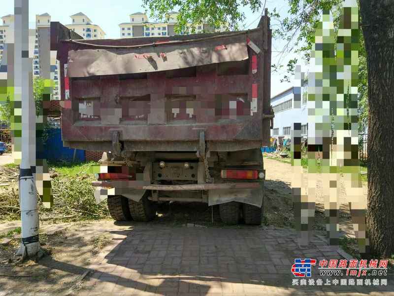 吉林出售转让二手2010年中国重汽豪沃ZZ3257N5247自卸车