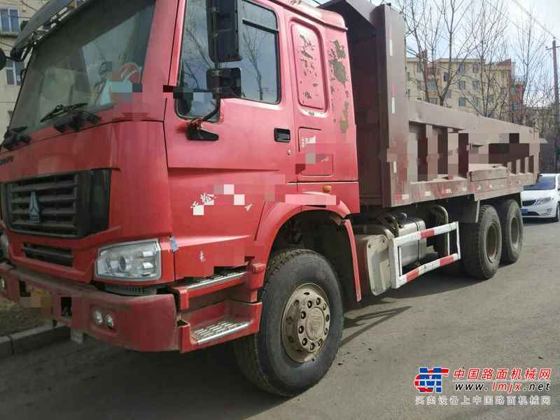 吉林出售转让二手2010年中国重汽豪沃ZZ3257M2941自卸车