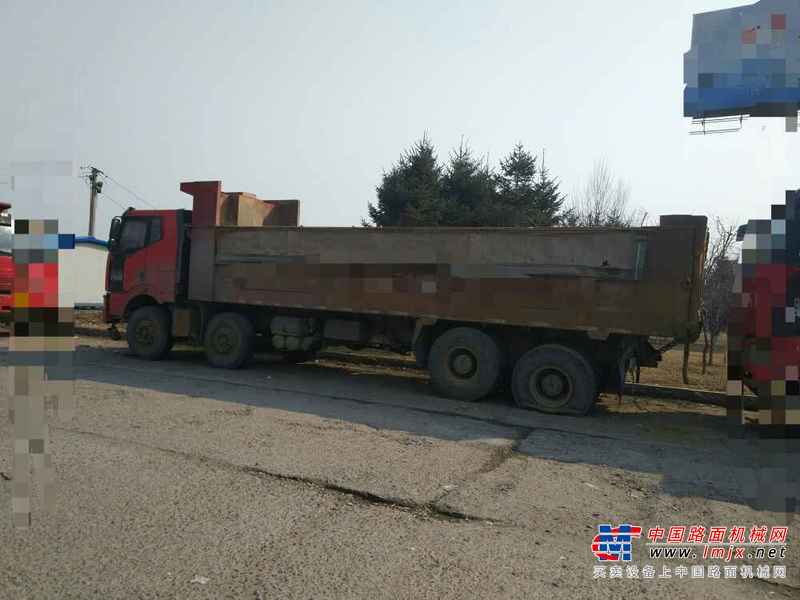 吉林出售转让二手2010年中国重汽豪沃ZZ3257N3847D1N7WA自卸车