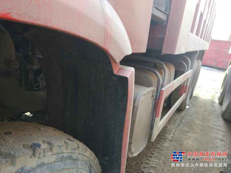 吉林出售转让二手2010年中国重汽豪沃ZZ3257N3847D1N7WA自卸车